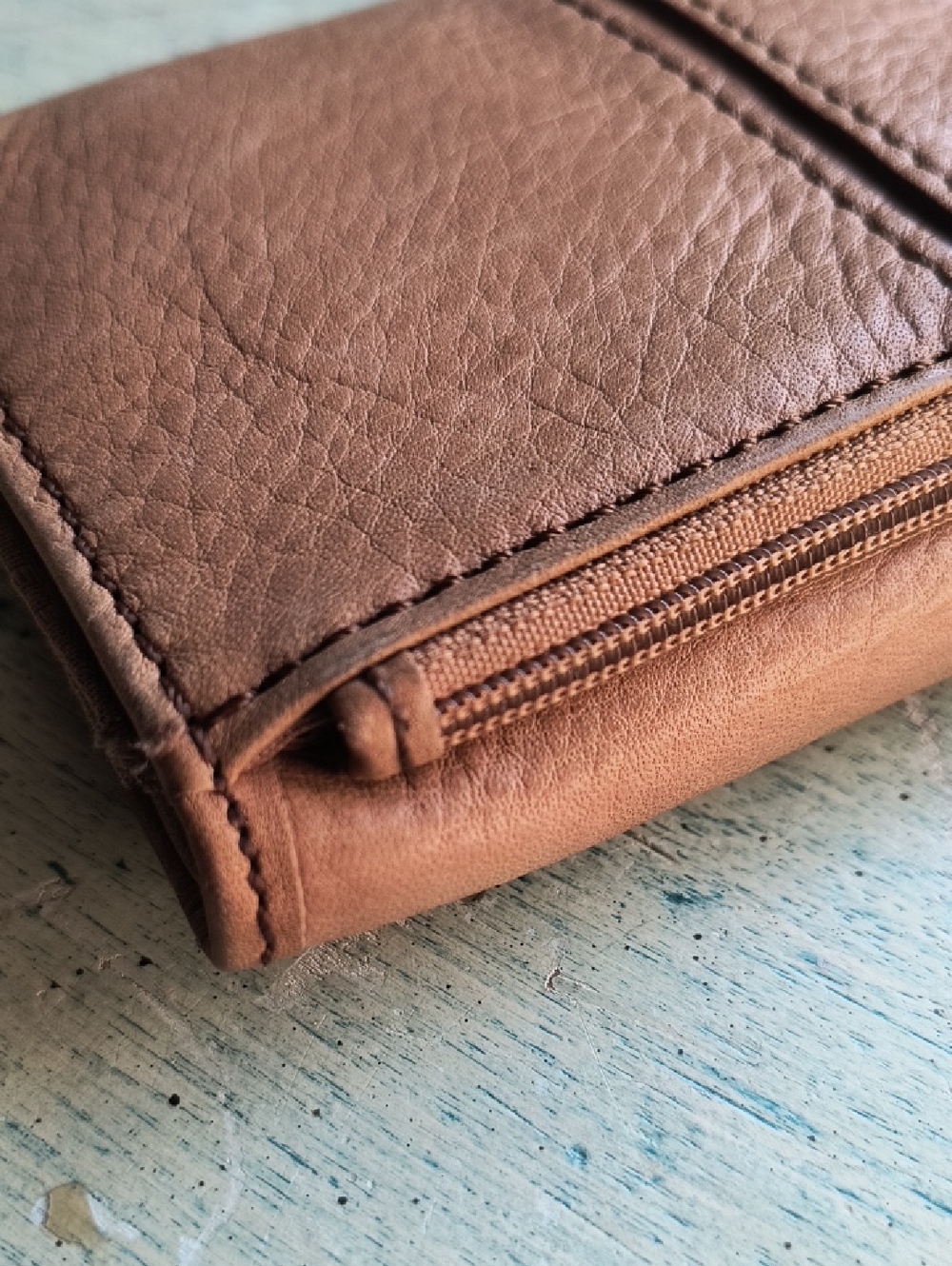 Fossil Key Wallet - Picture 4 of 12